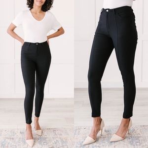 Mittoshop Stroke of Midnight Black Pants
